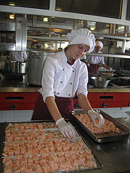 Cuisine Centrale — приготовление блюд Ватель Ним